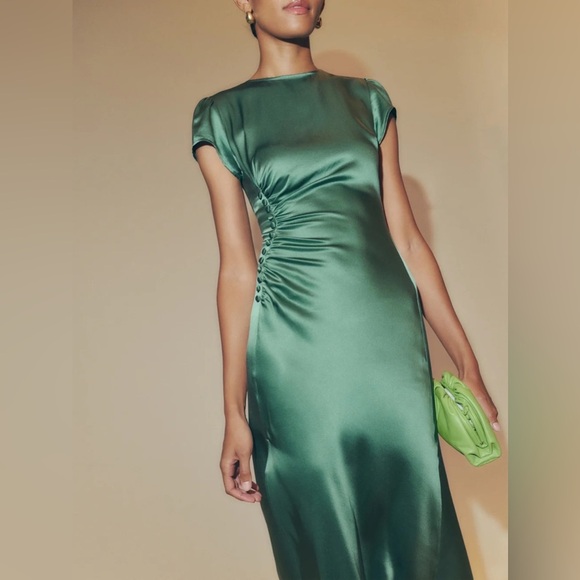 Reformation Tatianna Silk Button Slit Midi Short Sleeve Dress Bottle Green - Picture 4 of 10